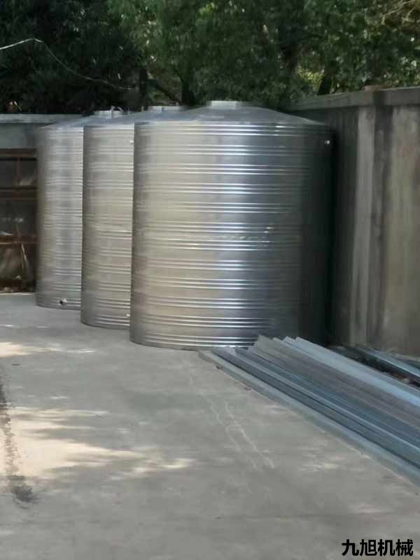 聚氨酯发泡机JNJX-III(D)型用于不锈钢保温桶浇筑施工